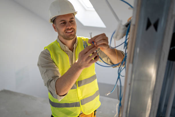 Best Local Electrician Companies  in Vinton, IA